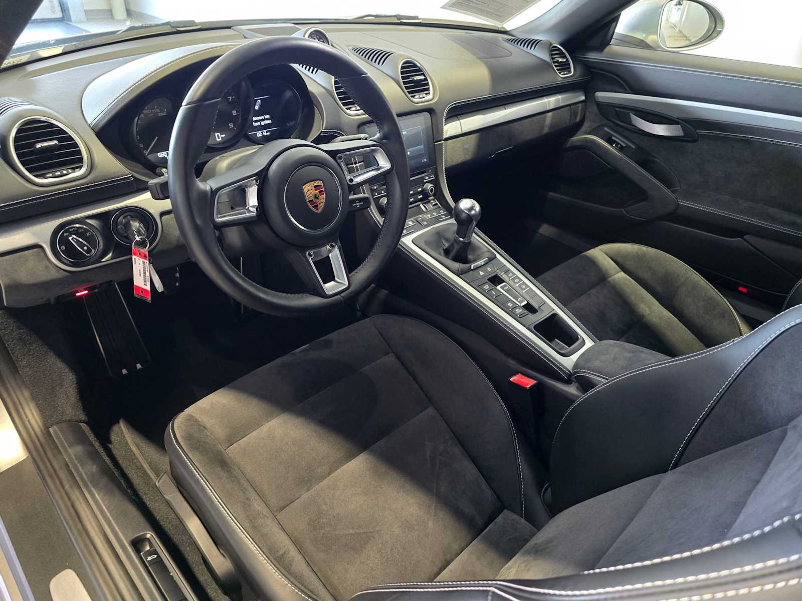 2021 Porsche Boxster Spyder Base photo 4