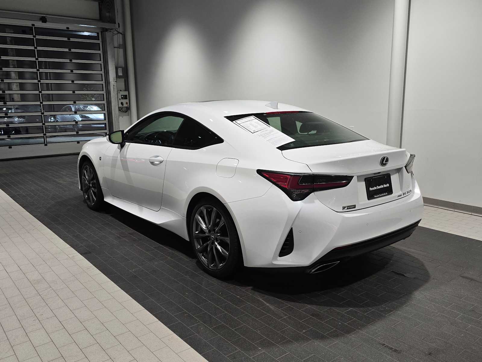 2019 Lexus RC 350 F SPORT photo 2