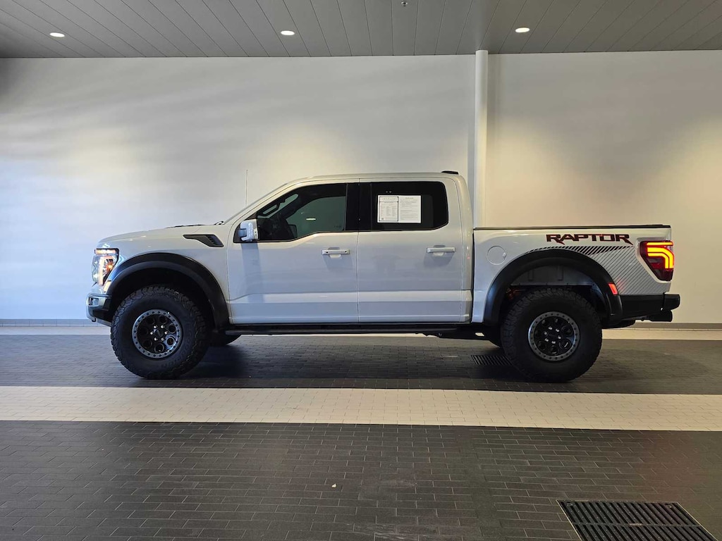 Used 2025 Ford F-150 Raptor Truck SuperCrew Cab
