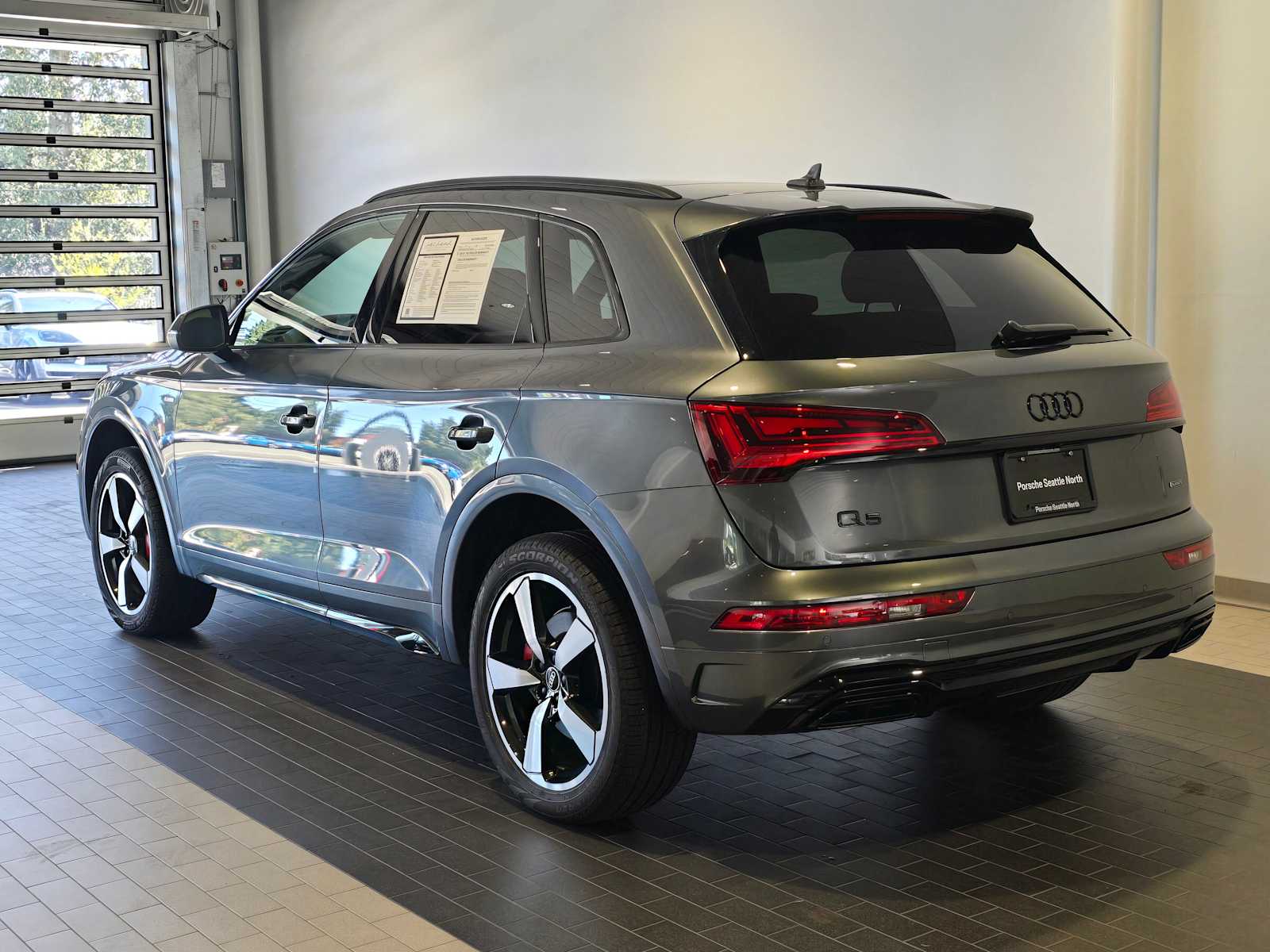 2024 Audi Q5 S line Premium Plus 45 TFSI photo 3
