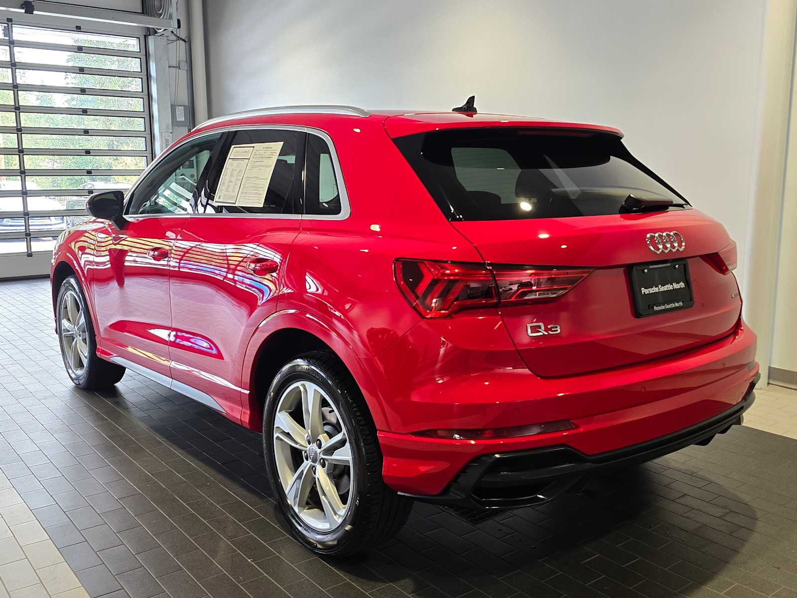 2019 Audi Q3 S line Premium Plus photo 3