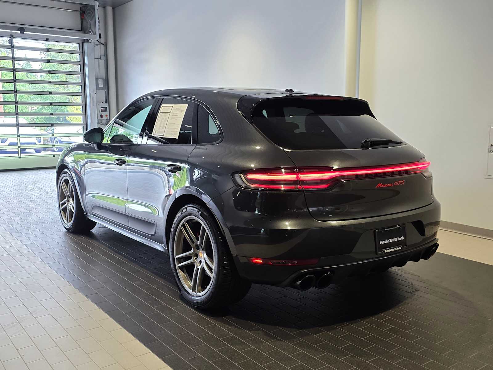 2020 Porsche Macan GTS photo 3