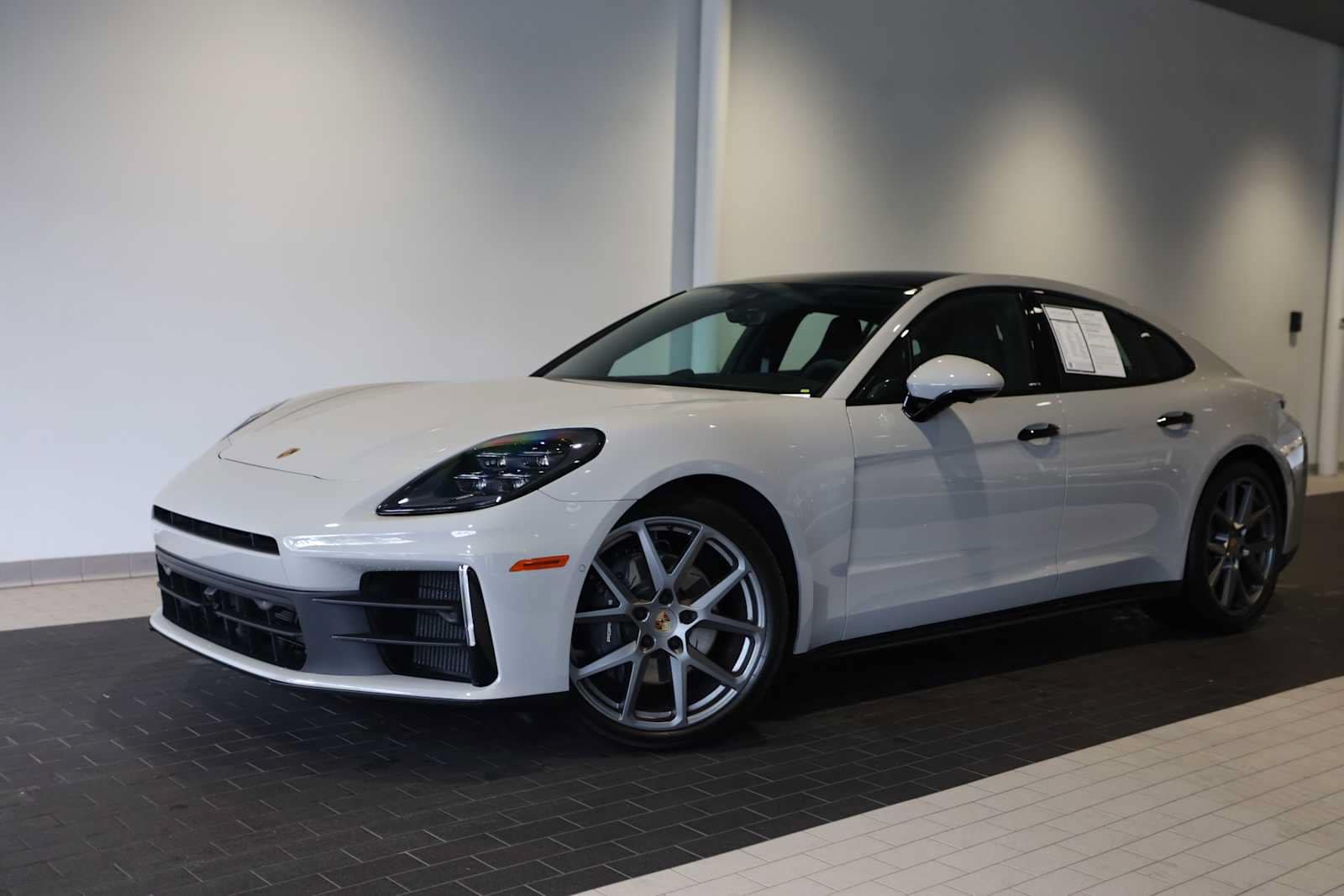 2025 Porsche Panamera