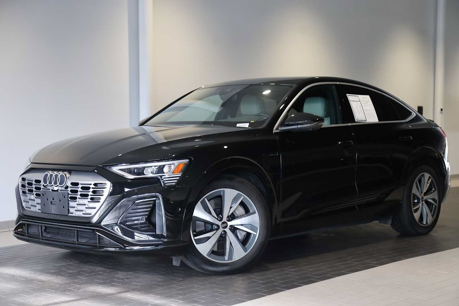 2024 Audi Q8 Sportback e-tron