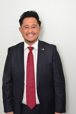 Staff member Jason Casimiro from ID_6e458605e65f