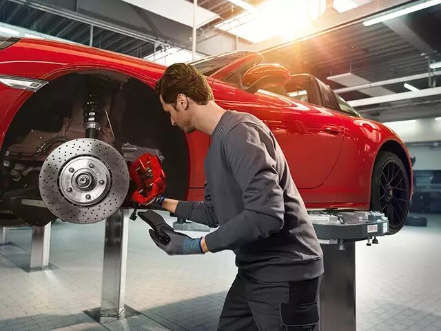 Porsche Genuine Parts