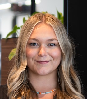 Staff member Mirium Carrin from ID_5841f9