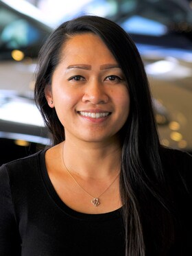 Staff member Marguerite Sokhom from ID_5841f9