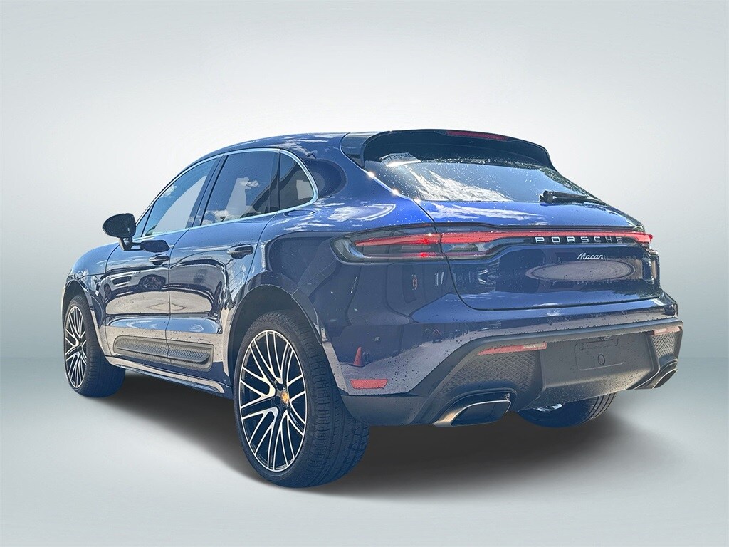 2024 Porsche Macan Base photo 4