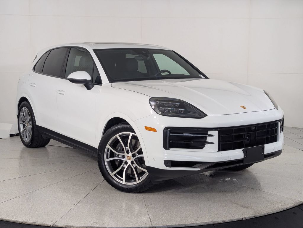 2025 Porsche Cayenne Base - Photo 7