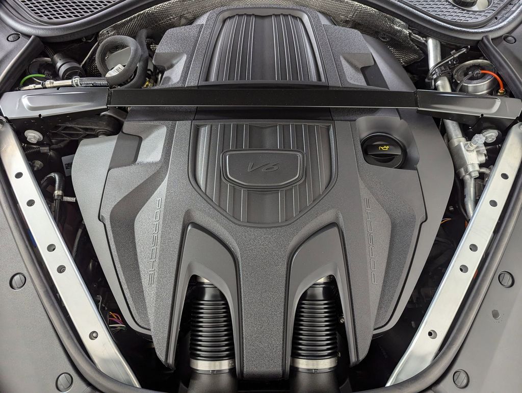 2026 Porsche Panamera 4 E-Hybrid - Photo 31