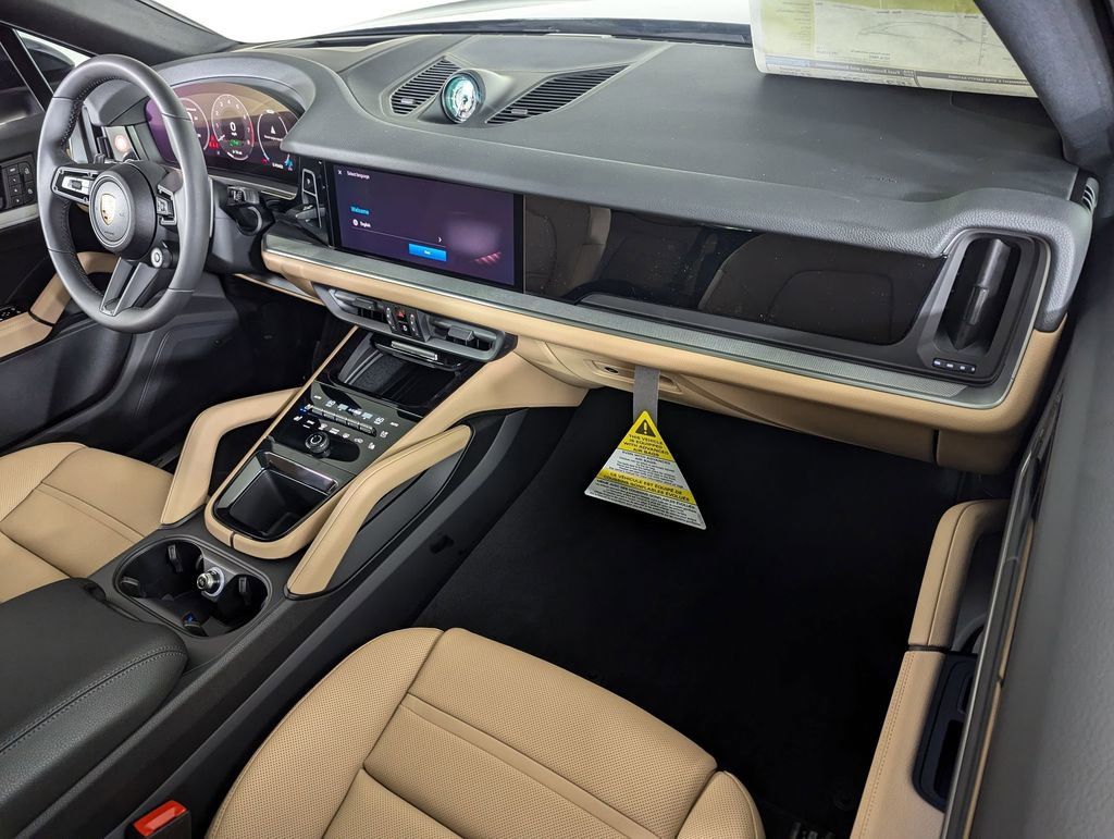 2025 Porsche Cayenne Coup E-Hybrid - Photo 22