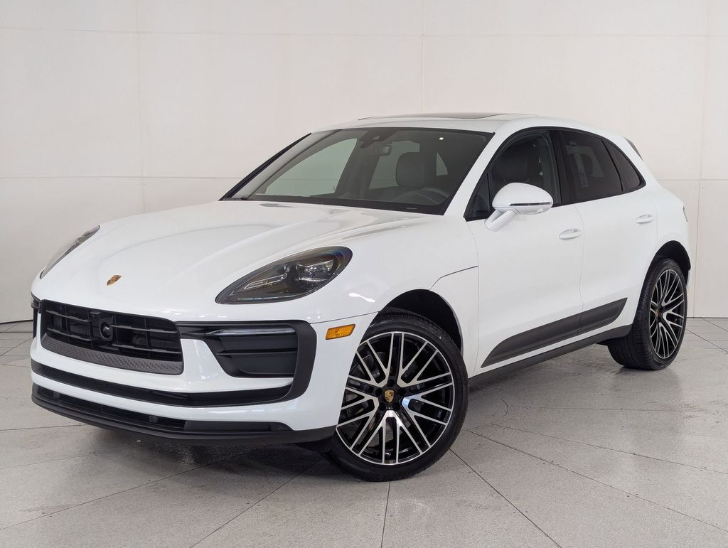 2026 Porsche Macan