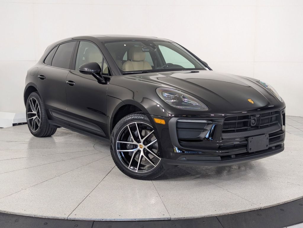 2025 Porsche Macan - Photo 7