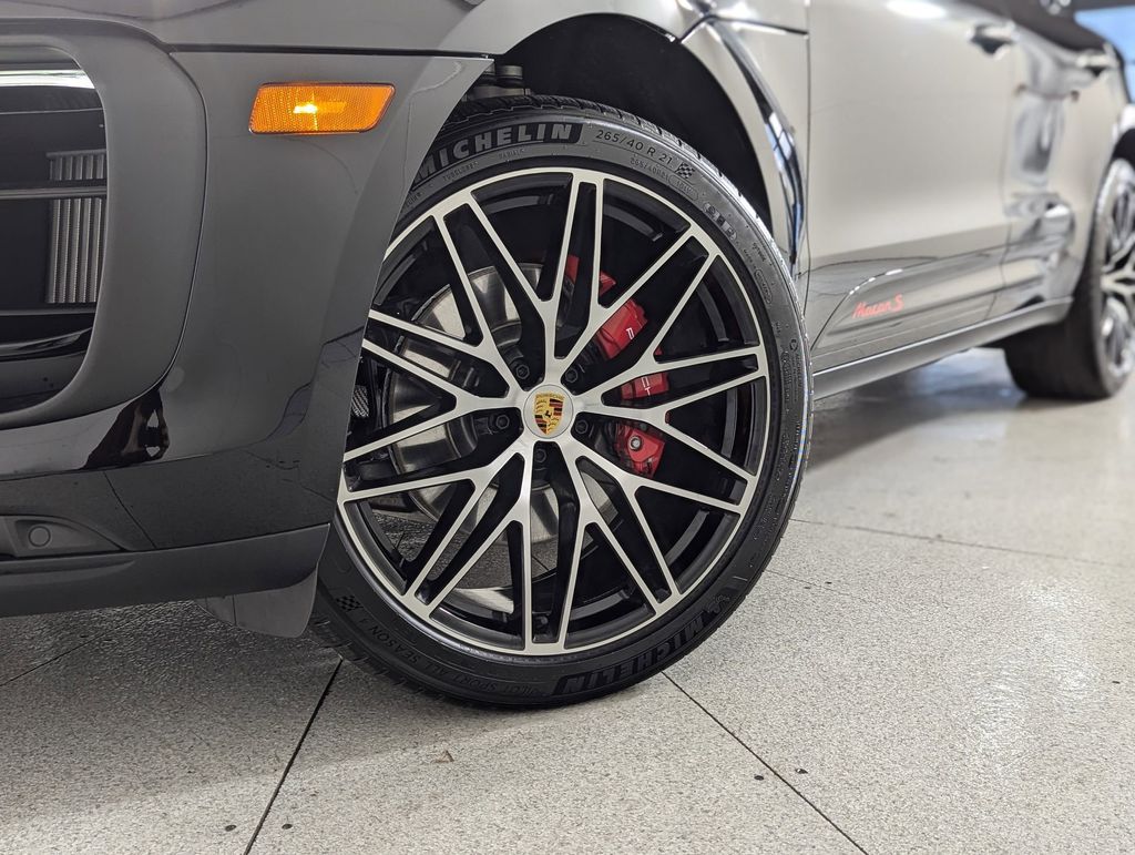 2026 Porsche Macan S - Photo 11