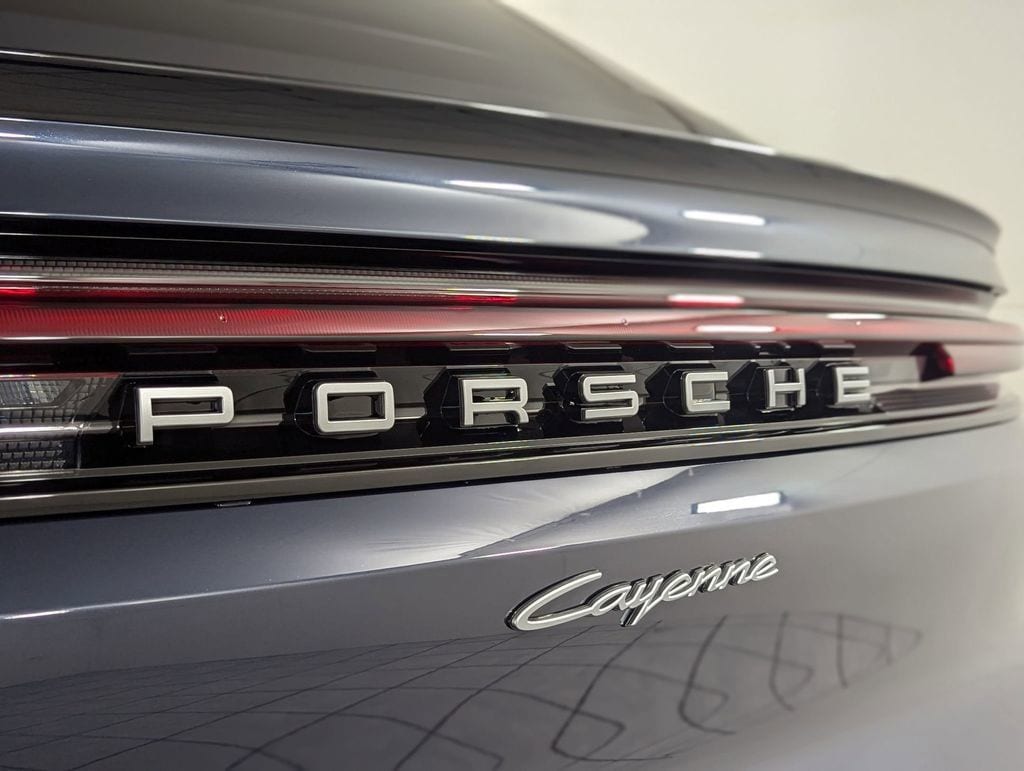 2025 Porsche Cayenne Coup E-Hybrid - Photo 24