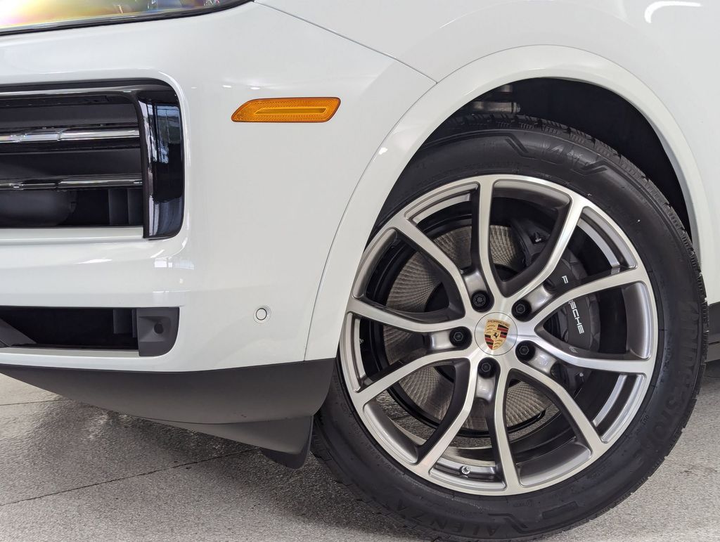 2025 Porsche Cayenne Base - Photo 11
