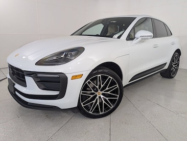 2026 Porsche Macan SUV