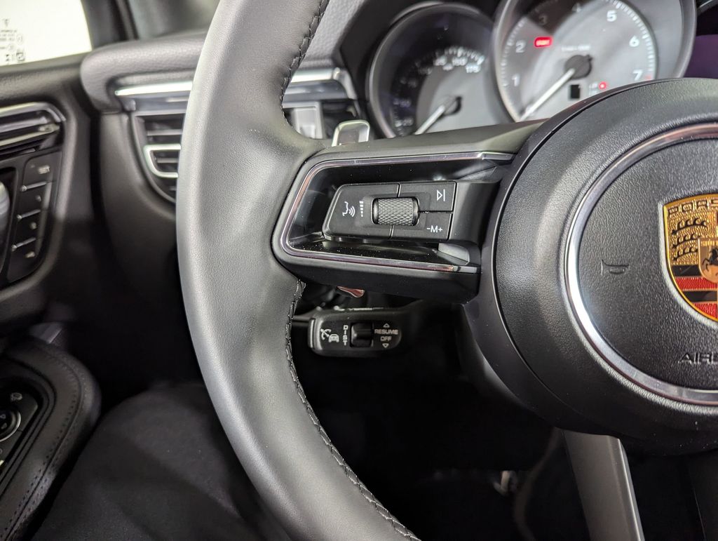 2026 Porsche Macan S - Photo 20
