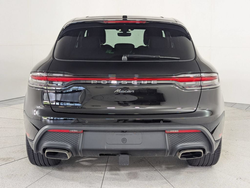 2025 Porsche Macan T - Photo 10