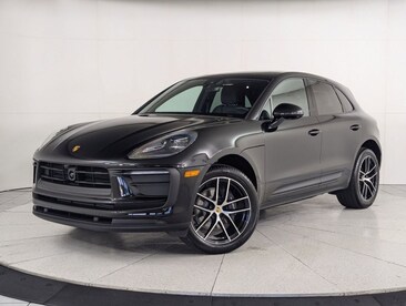 2025 Porsche Macan SUV