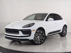 2026 Porsche Macan SUV