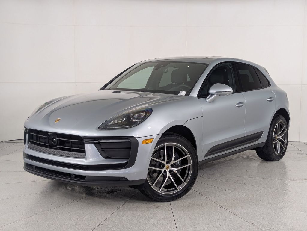 2026 Porsche Macan