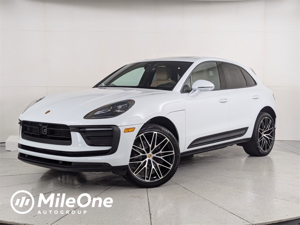 2026 Porsche Macan's photo