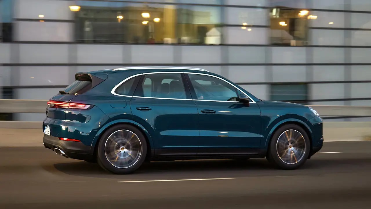 2024 Porsche Cayenne.png