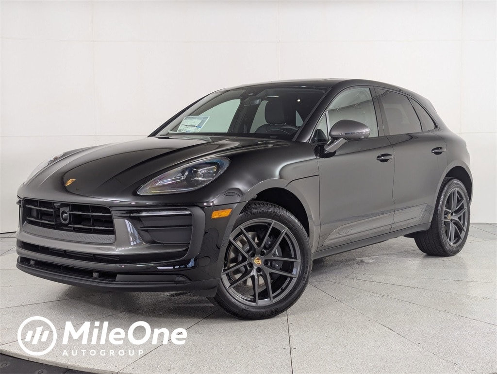 2026 Porsche Macan T's photo