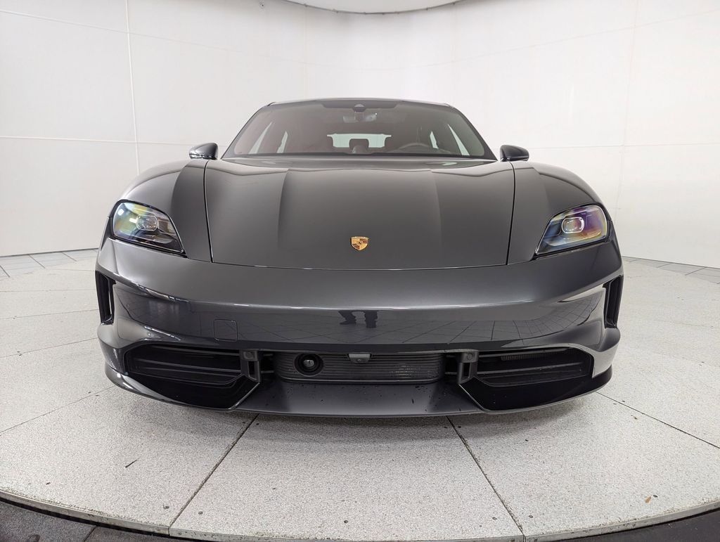2026 Porsche Taycan GTS - Photo 6