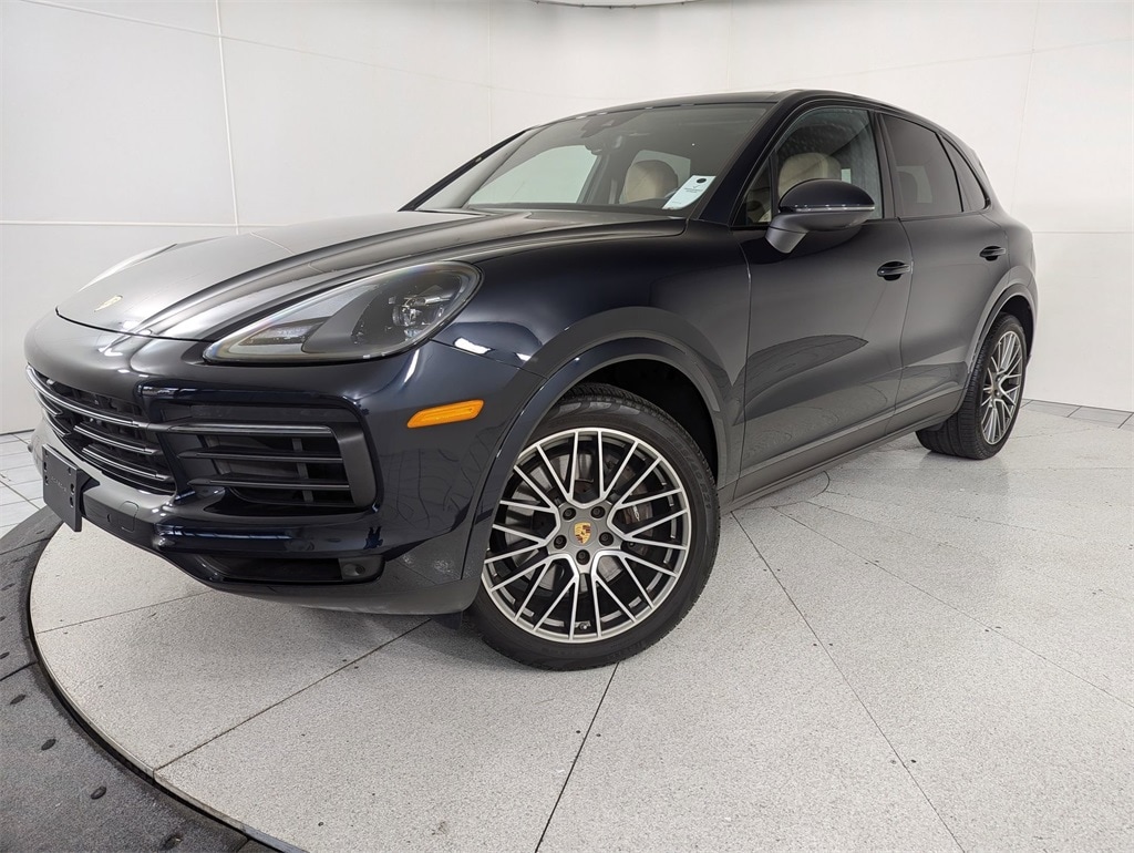 2023 Porsche Cayenne Base's photo