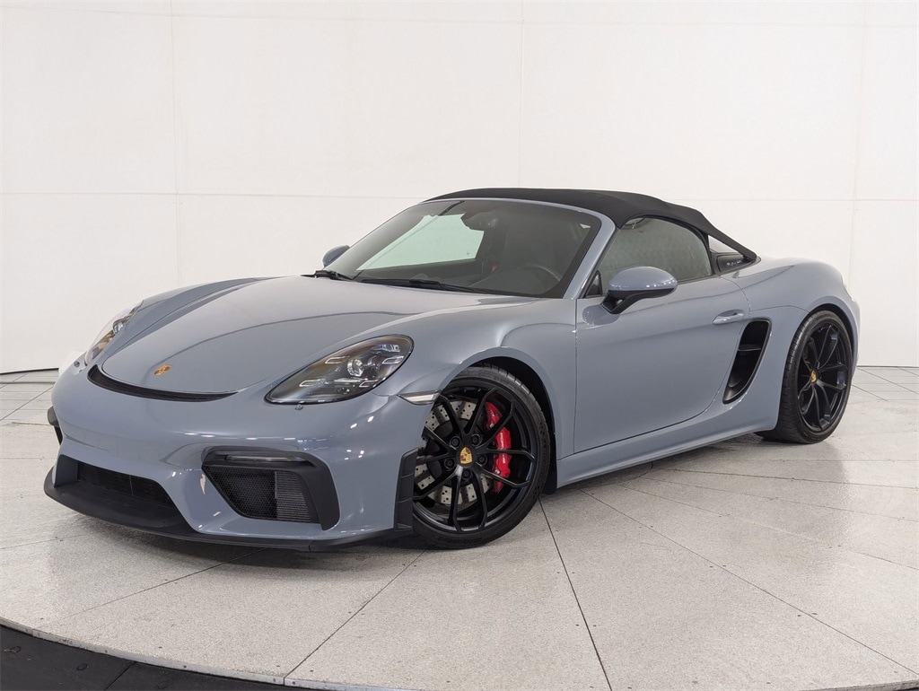 2023 Porsche 718 Spyder's photo