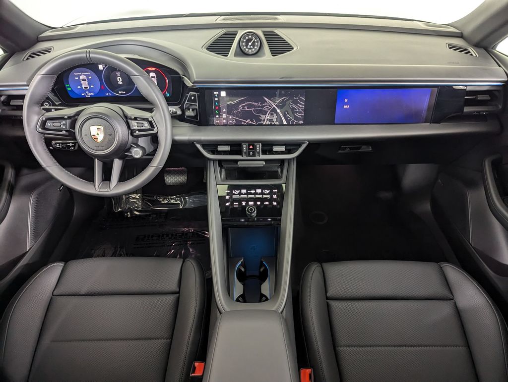2025 Porsche Macan Base - Photo 27