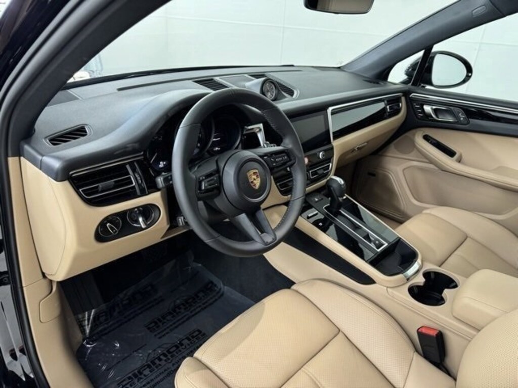 Certified 2024 Porsche Macan SUV