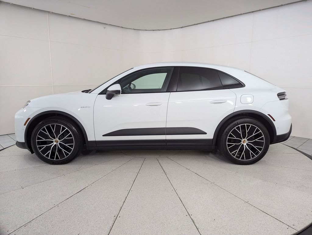 Used 2025 Porsche Macan Base with VIN WP1AA2XA9SL003732 for sale in Silver Spring, MD