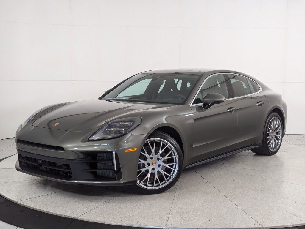 2026 Porsche Panamera Base