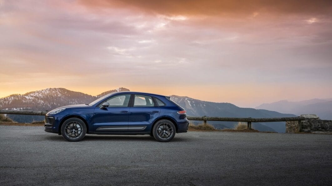 2024%20Porsche%20Macan%20sunset.jpg
