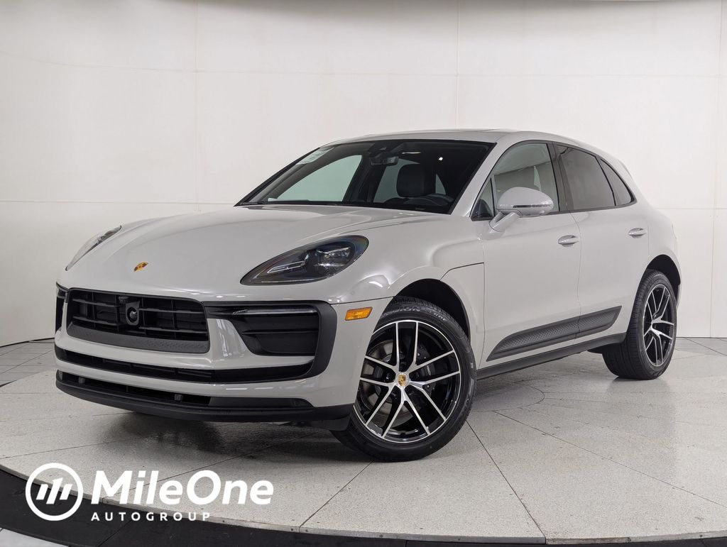 2026 Porsche Macan