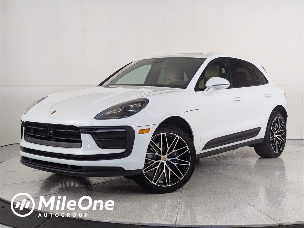 2026 Porsche Macan's photo
