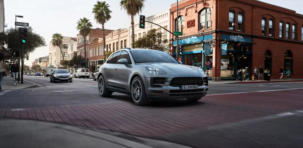 Porsche Silver Spring >> 2019 Porsche Cayenne Vs 2019 Porsche Macan In Silver Spring Porsche Silver Spring >> 2019 Porsche Cayenne Vs 2019 Porsche Macan In Silver Spring