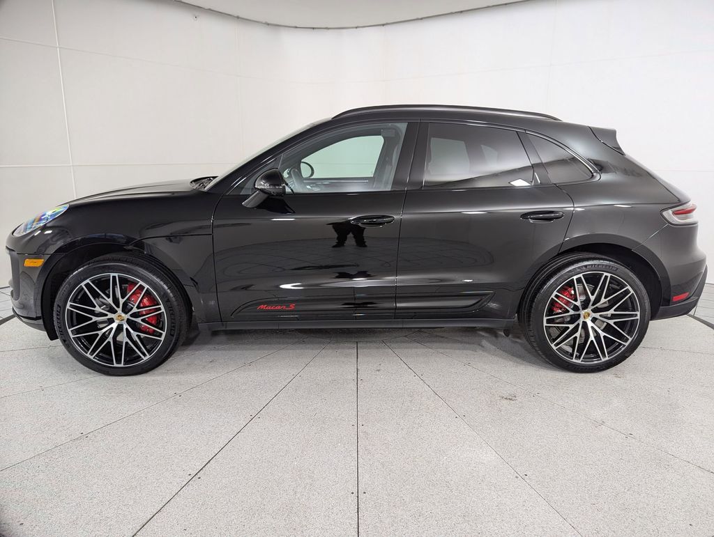2026 Porsche Macan S - Photo 2