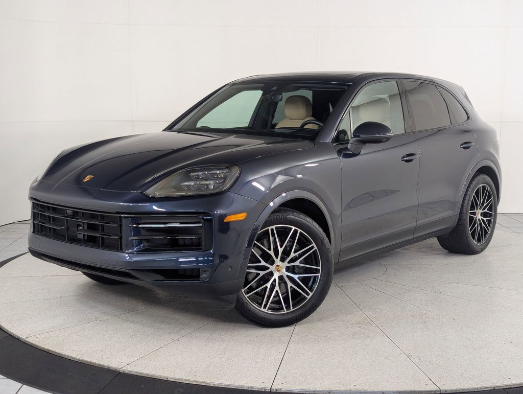 2025 Porsche Cayenne Base