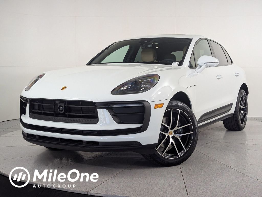 2025 Porsche Macan