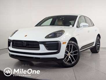 2025 Porsche Macan SUV