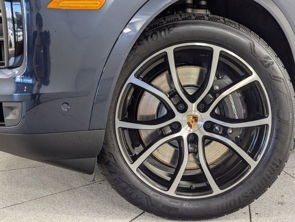 2025 Porsche Cayenne Coup E-Hybrid - Photo 8