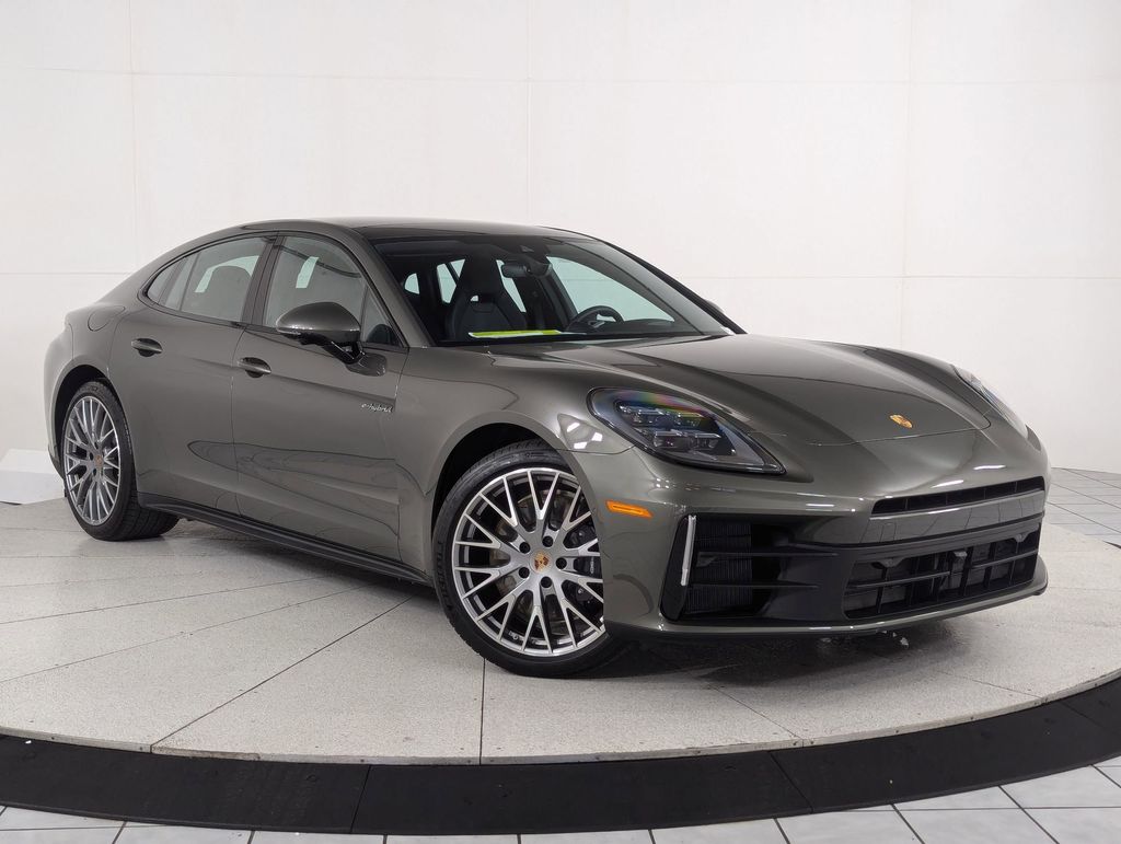 2026 Porsche Panamera 4 E-Hybrid - Photo 7