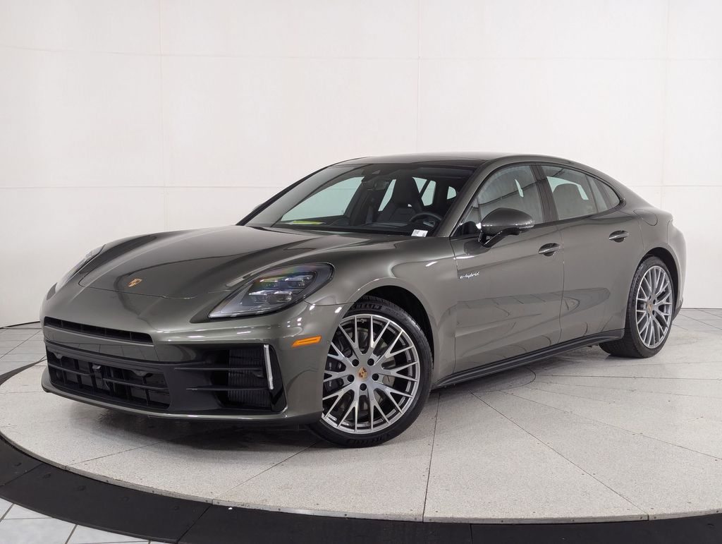 2026 Porsche Panamera
