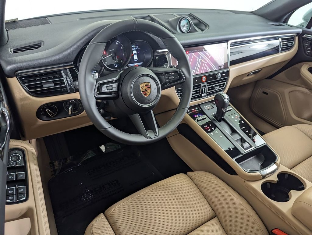 Used 2025 Porsche Macan SUV