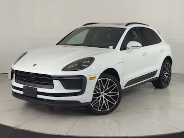 2026 Porsche Macan SUV